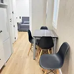Апартаменти Bcool *